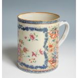 Imari Chinese jug, early 20th century.Enamelled porcelain.Measurements: 14 x 11 cm.Chinese jug of