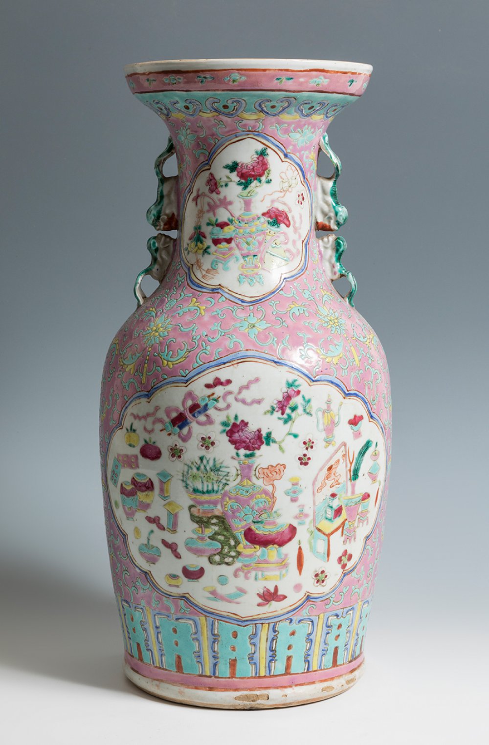 Chinese vase. Rose family, 19th century.Enamelled porcelain.Slight glaze losses on the base. - Image 6 of 6