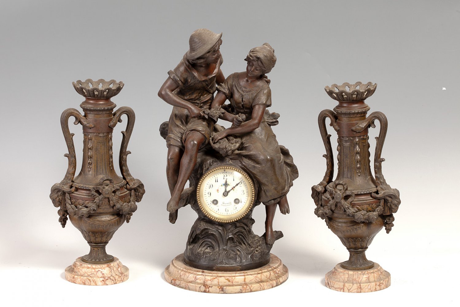 AUGUSTE MOREAU (France, 1834 - 1917)."Two boys".Table clock with calamine trimming and veined marble - Image 3 of 6