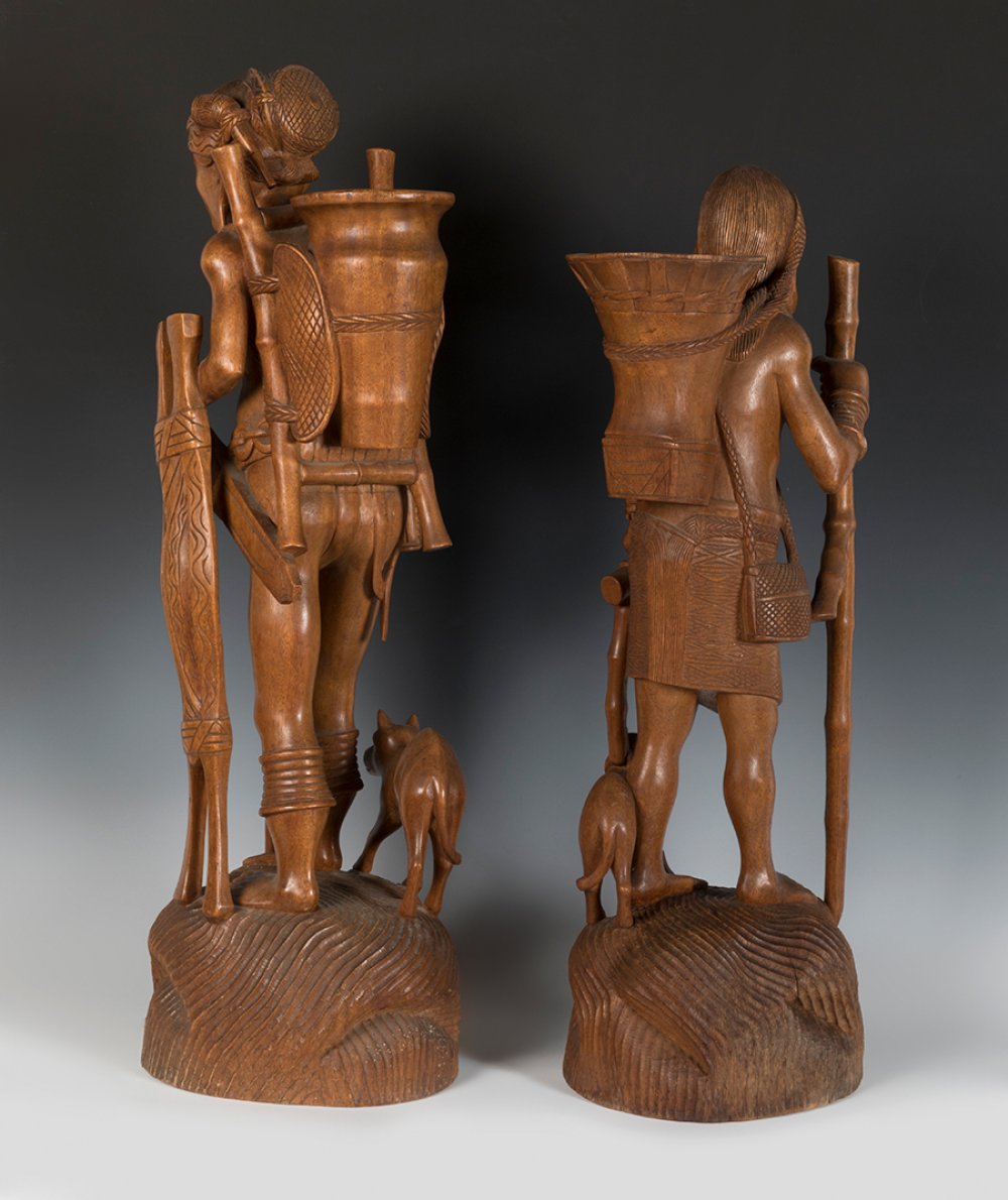 Peasant couple. Philippines, mid-20th century.Carved wood.Stamps on the reverse.Restorations on - Image 4 of 5