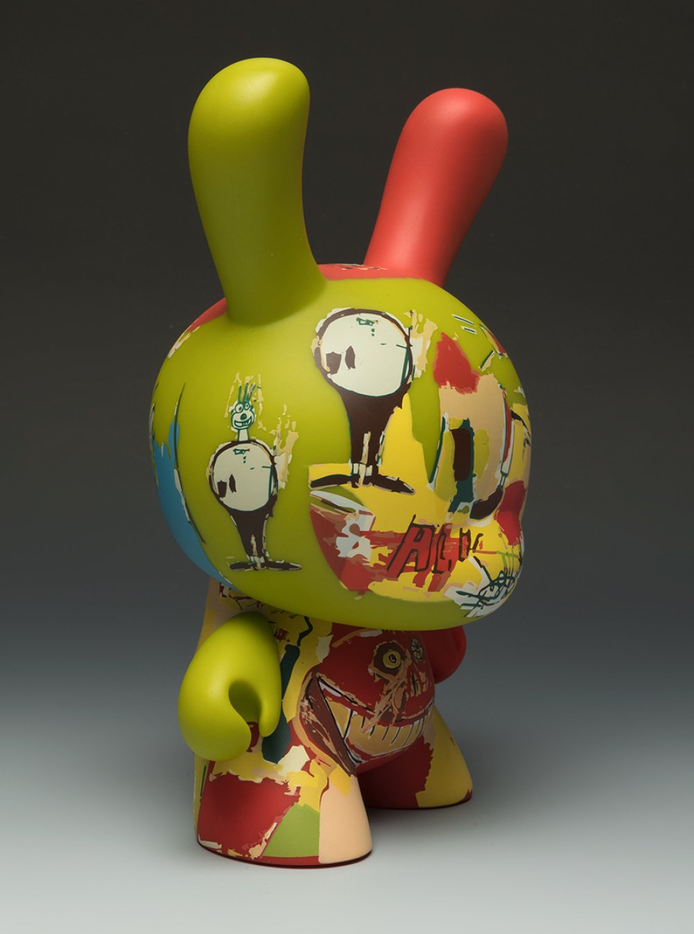 JEAN-MICHEL BASQUIAT (New York, USA, 1960 - 1988) for DUNNY KIDROBOT.Untitled.Vinyl.With stamped - Image 5 of 5