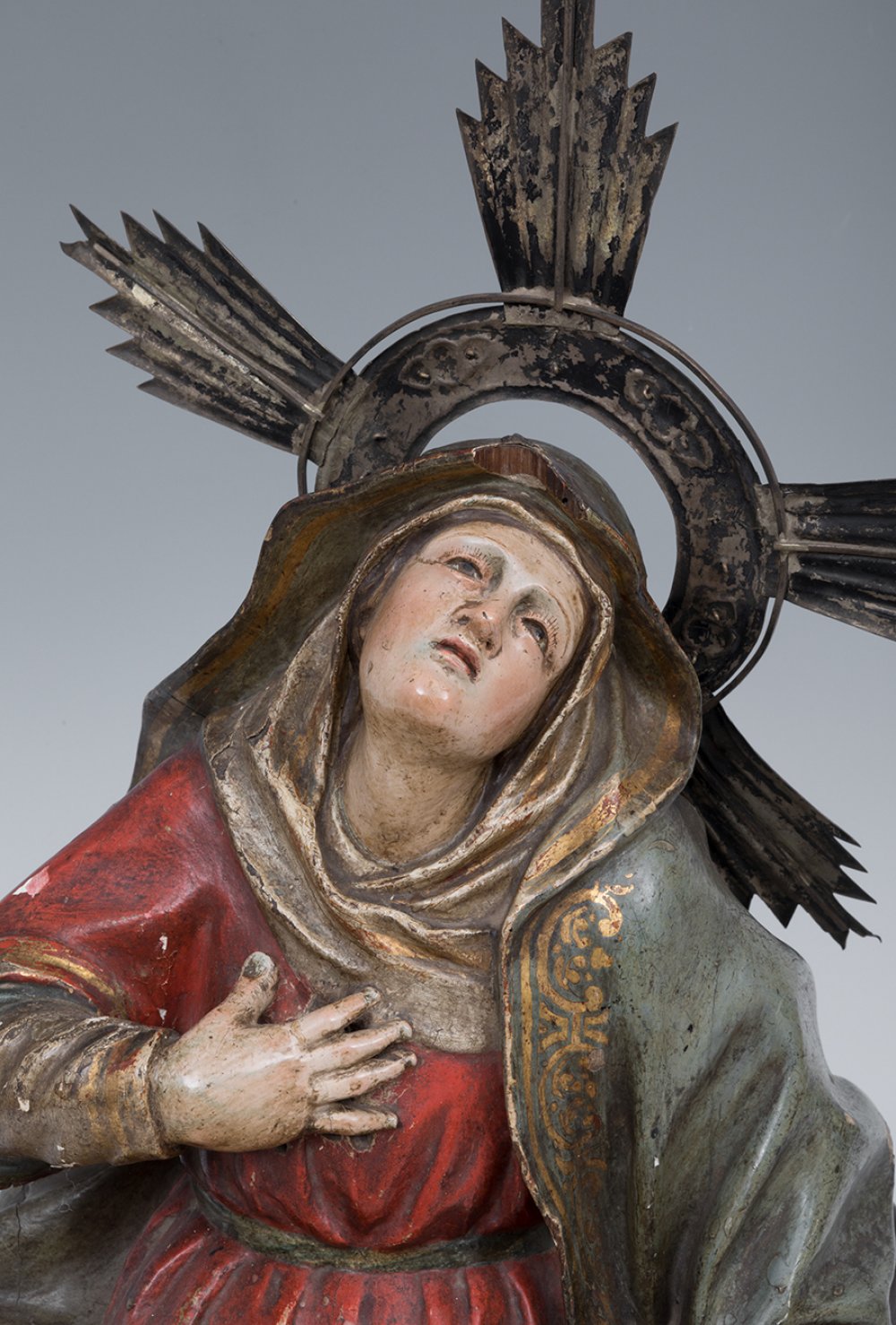 Andalusian school; 18th century."Our Lady of Sorrows".Carved and polychrome wood.The polychromy - Image 6 of 6