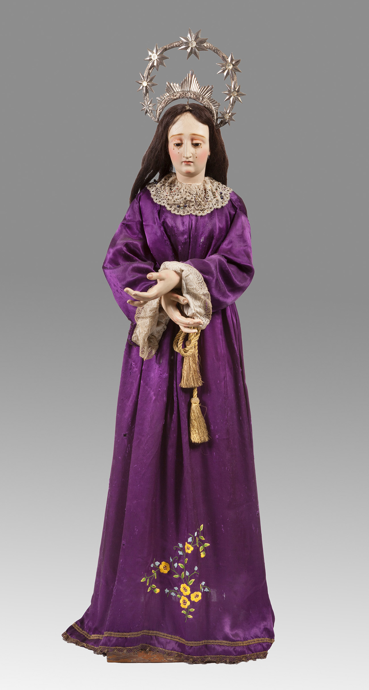 Virgen de los Dolores Cap i pota, late 18th-early 19th century.Carved and polychrome wood, with
