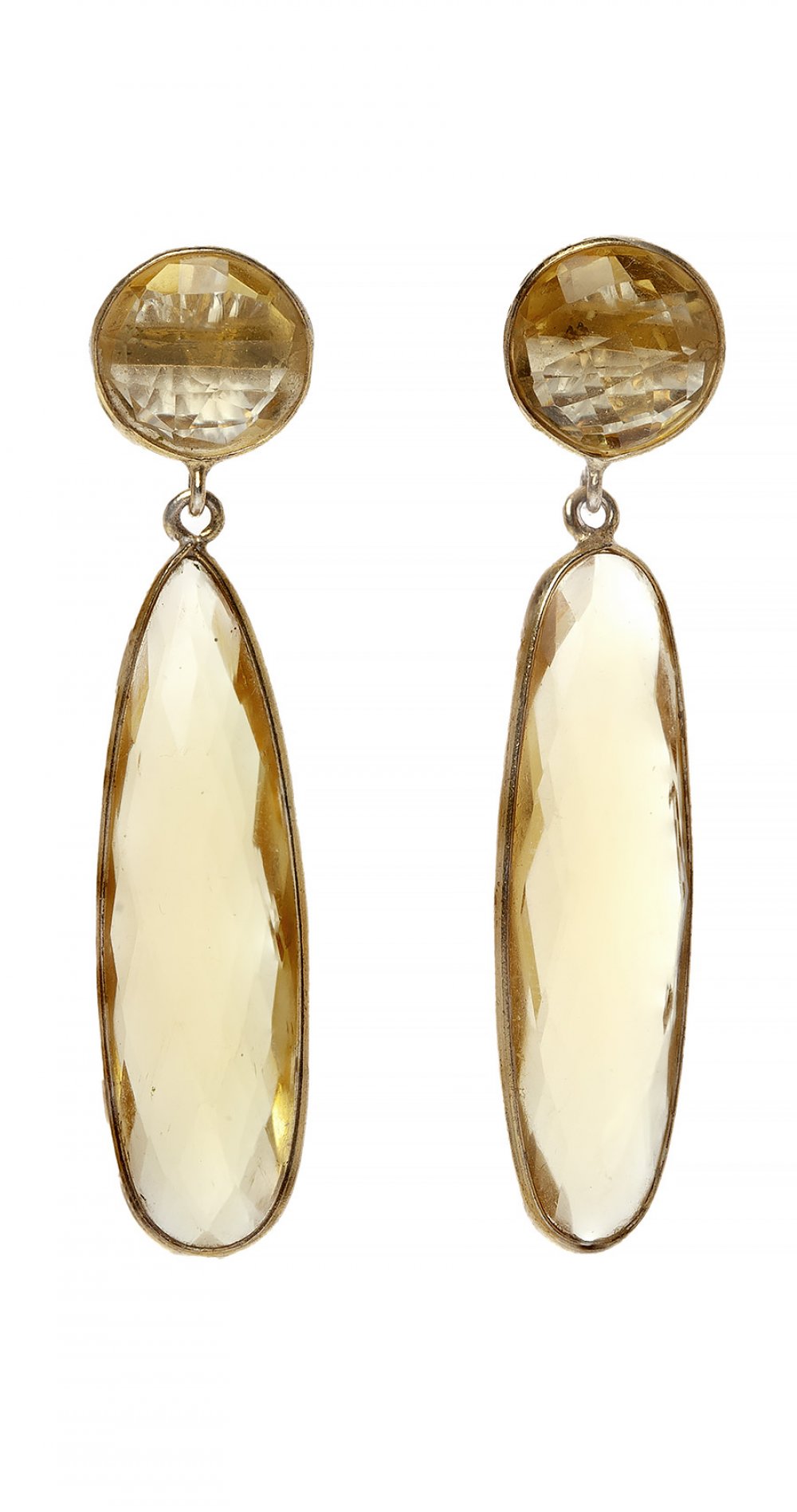 Pair of long earrings with movement in 18 Kts. yellow gold plated silver and yellow topaz. The upper