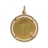 Gold coin. Commemorating XXV years of peace.Weight: 5 g.Measures: 22 mm (coin); 25 mm (with bezel).