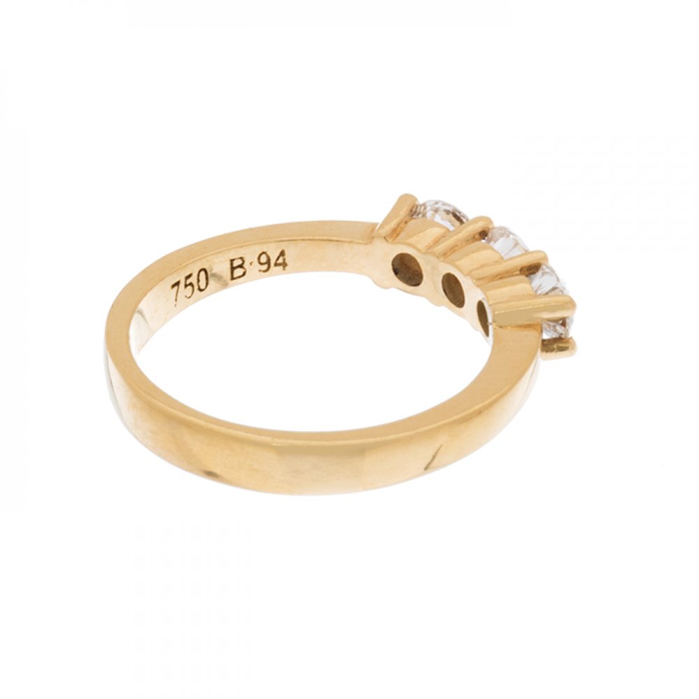 Ring in 18kt yellow gold. Frontis with three diamonds, brilliant cut, H colour, VS purity and ca. - Image 2 of 2