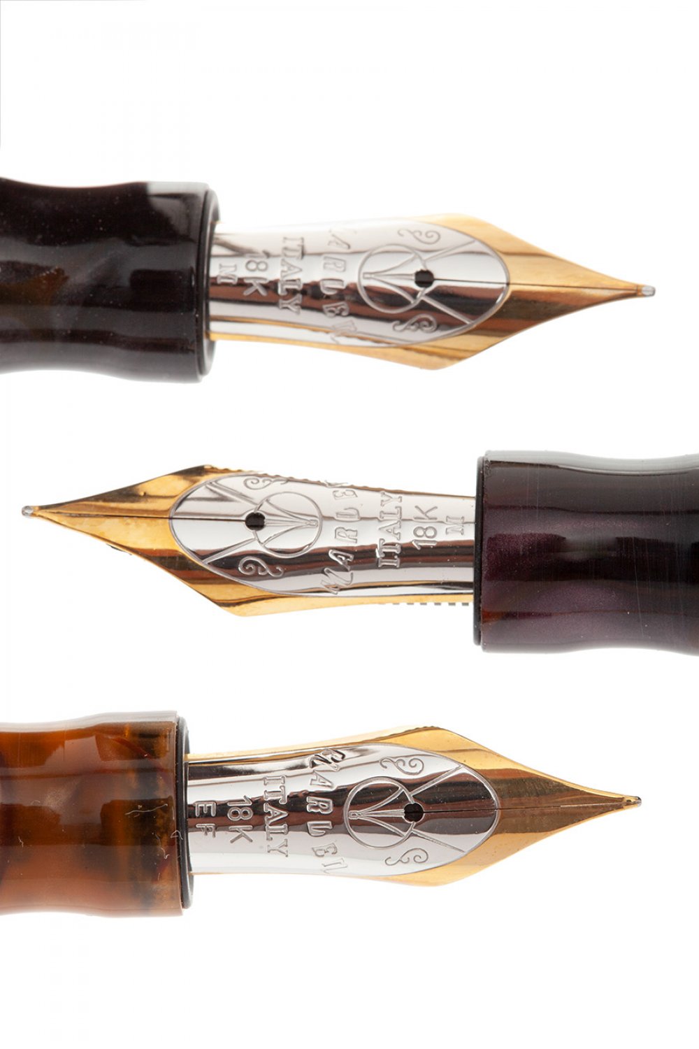 MARLEN FOUNTAIN PENS.Pearlescent resin bodies.Bicolour 18kt yellow gold nibs, M and EF nibs. - Image 3 of 5