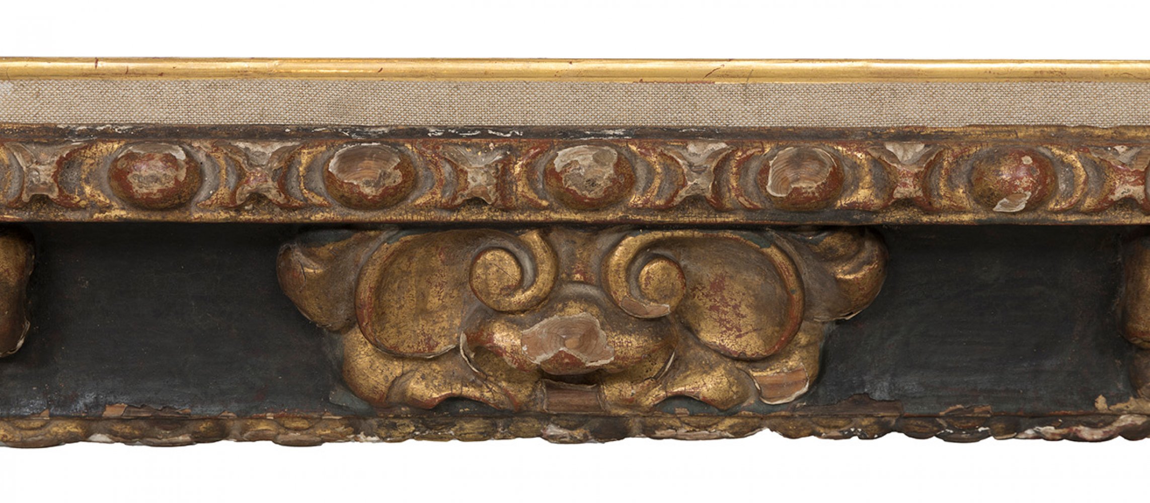 Frame; Spain, 17th century.Carved and gilded wood.It shows faults and restorations.It shows damage - Image 3 of 6