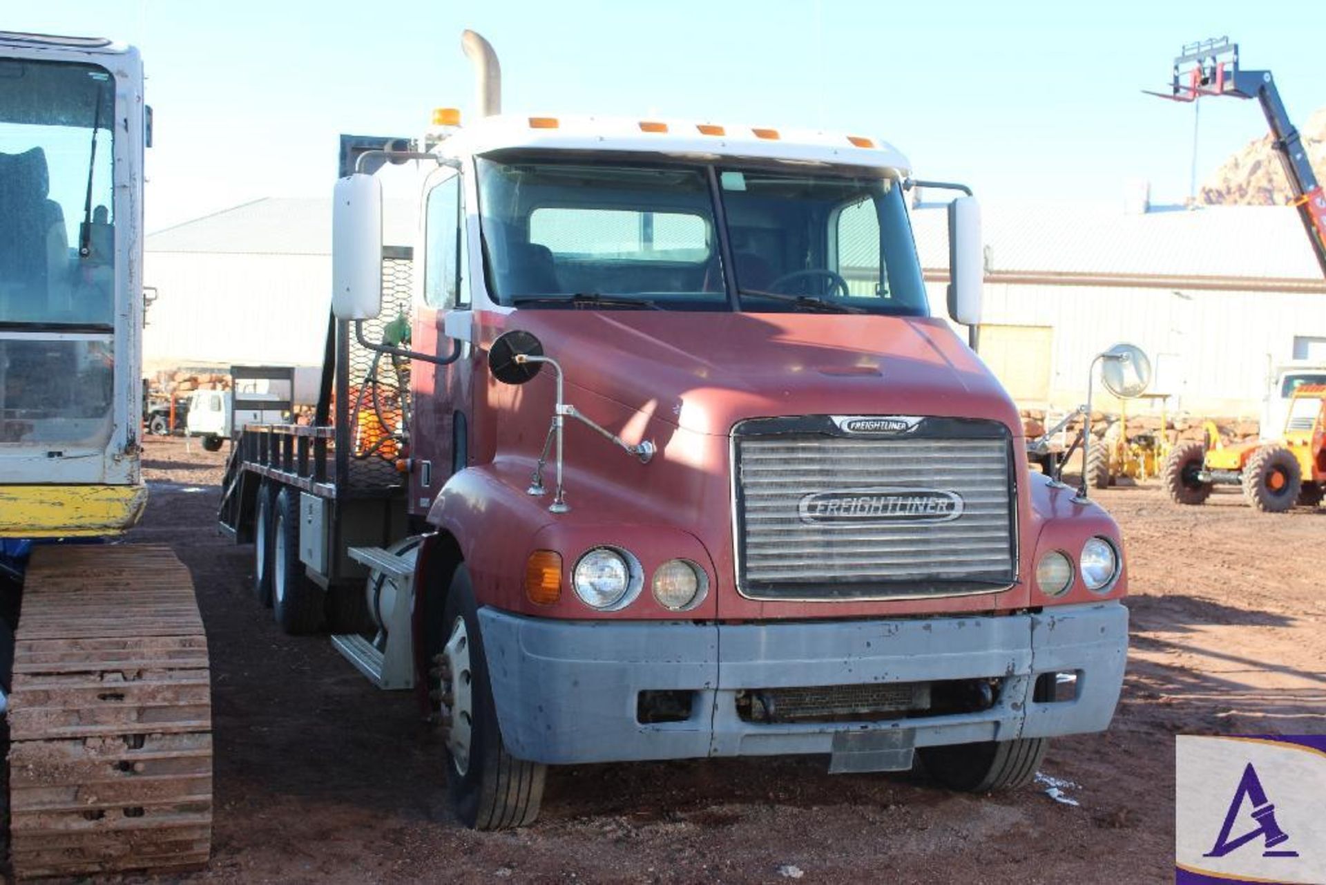 2003 Freightliner Flatbed Truck - Image 3 of 28