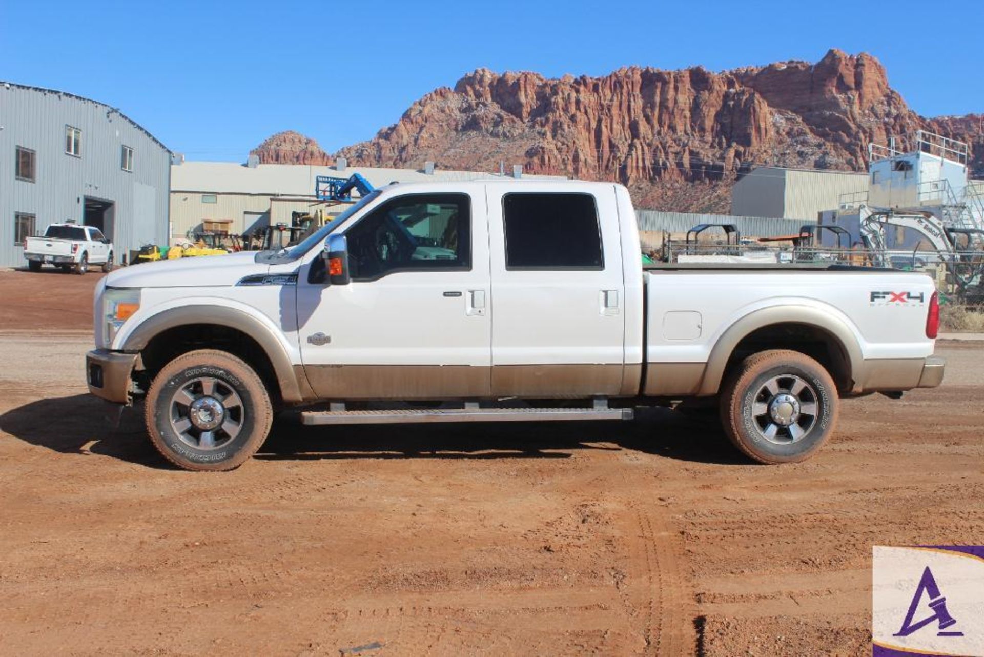 2011 F-250 4X4 Lariat Super Duty King Ranch - Image 2 of 27