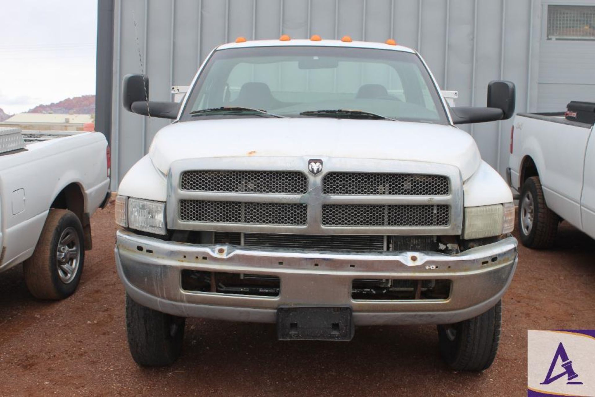 2001 Dodge Ram 3500 4X4 Utility Pick up Truck - Image 2 of 31