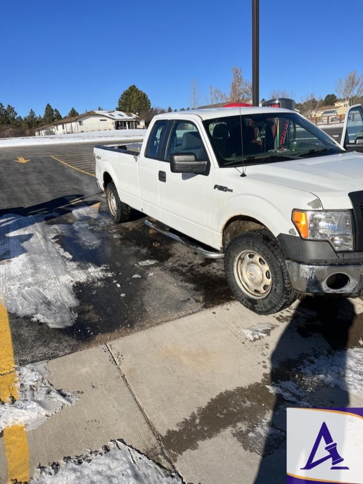 2011 Ford F-150 4x4 Extended Cab Pickup - Image 2 of 5