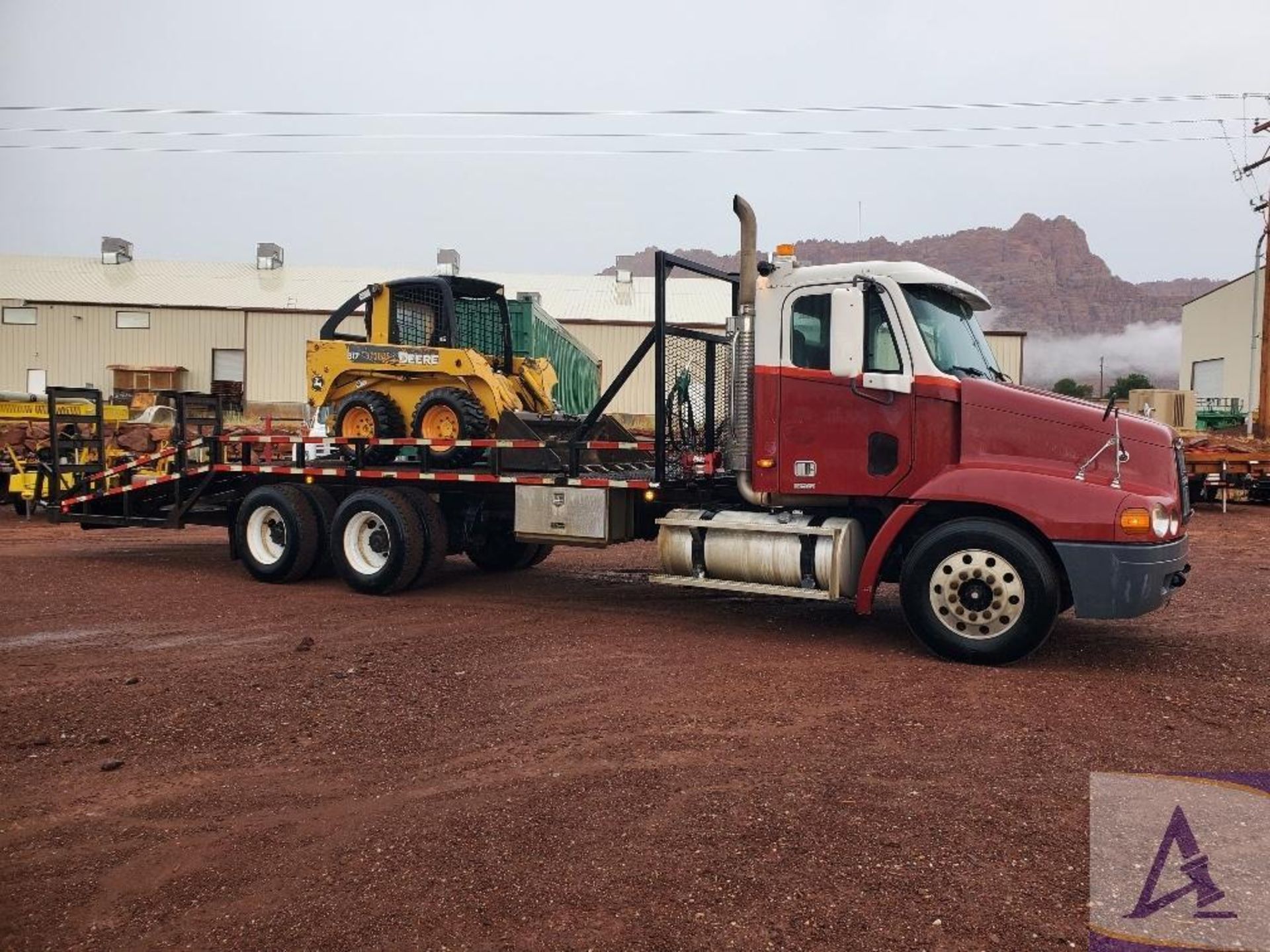 2000 Freightliner FLC112 Flatbed Equipment Transport Truck - Image 3 of 40