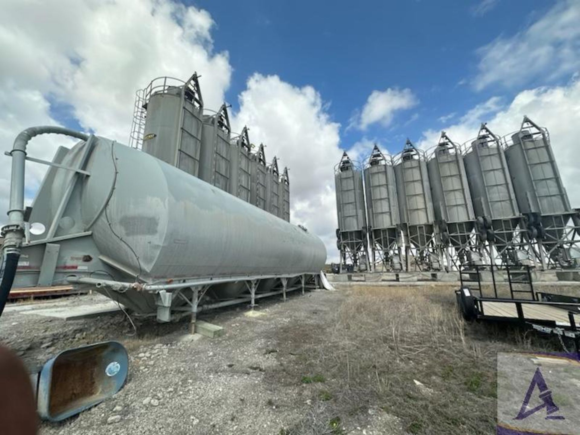 FAST-WAY Cement Silo Package Including: (12) 1,175 Cu Ft Portable Silos, Lots 86-98 - Image 2 of 24
