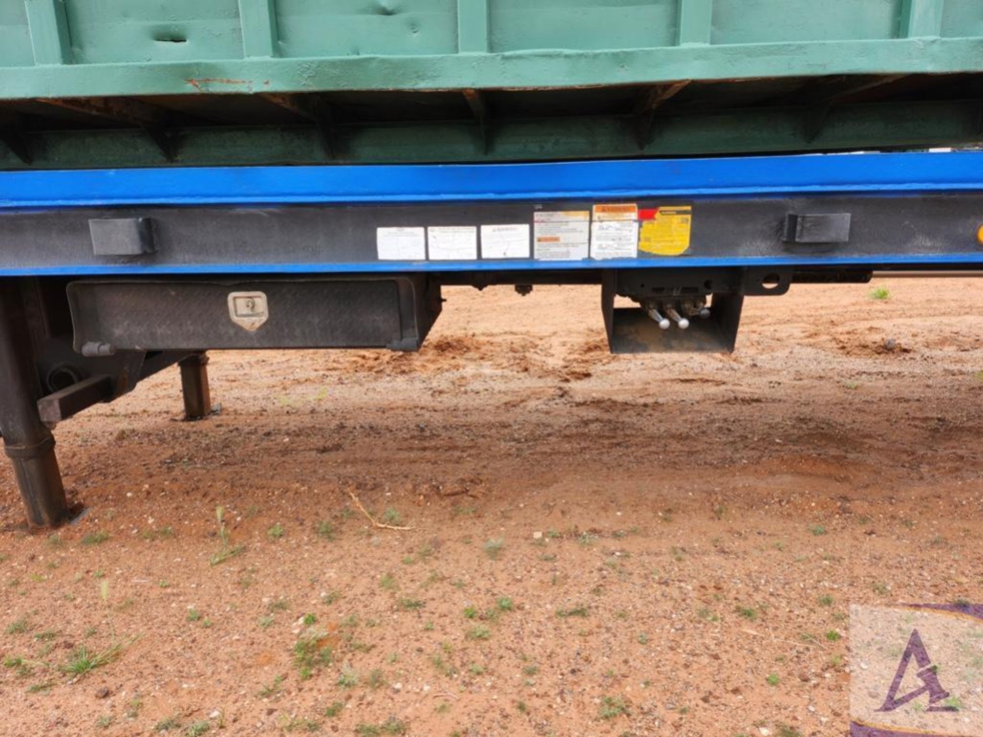 Hydraulic Container Trailer - Image 19 of 32