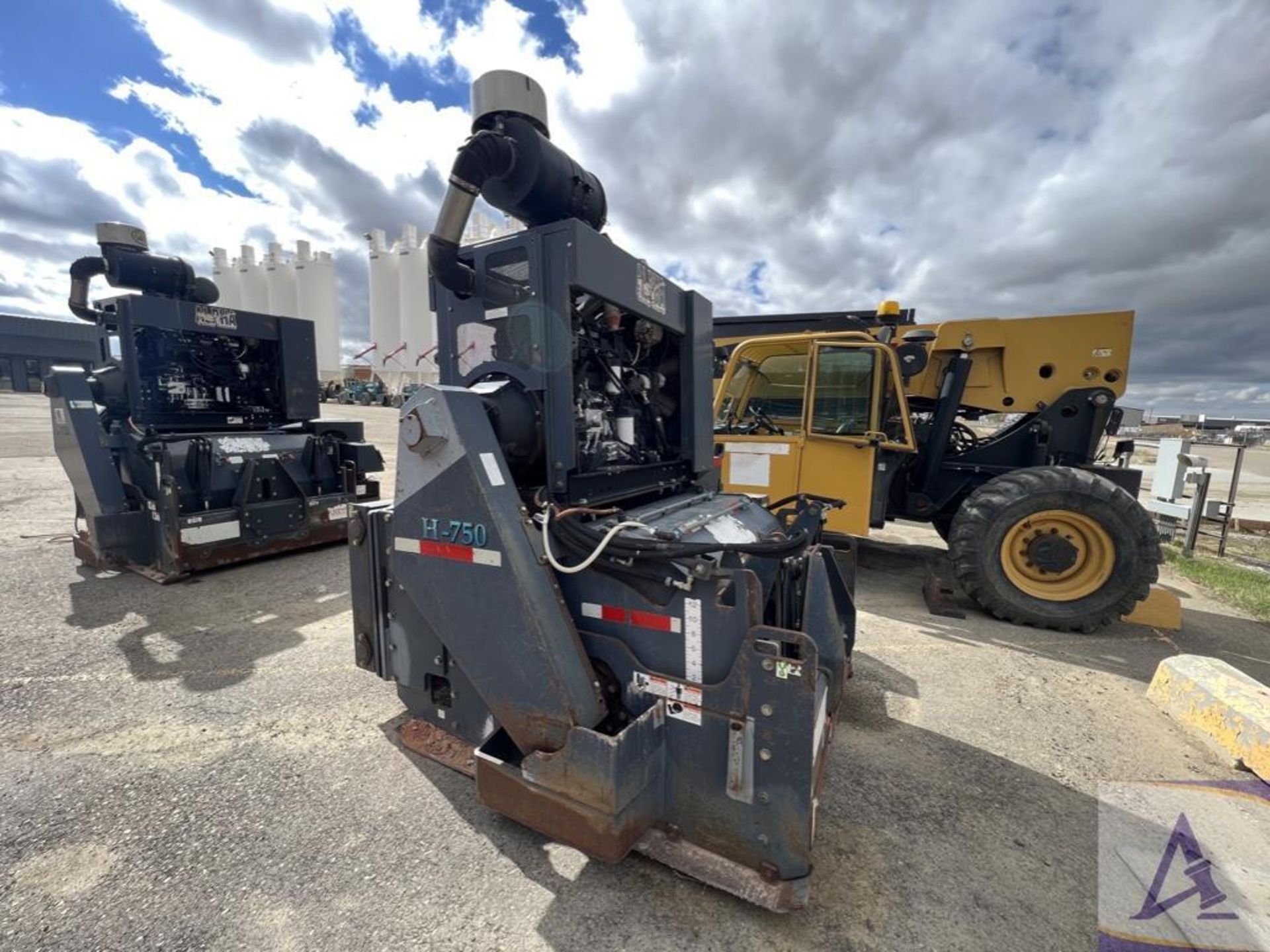 Road Hog Asphalt Grinder Attachment with Quick Connect - Image 8 of 36