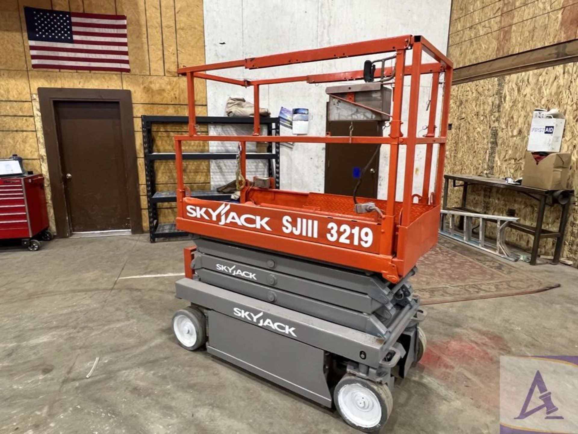 2018 Sky Jack 3219 Scissorlift - Image 7 of 32