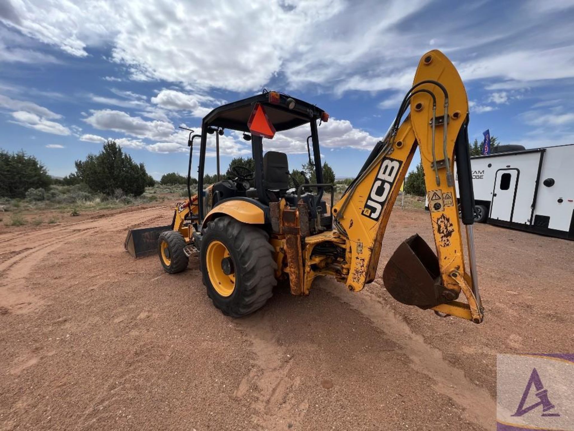 JCB MIDI CX-4 Backhoe - Image 3 of 24