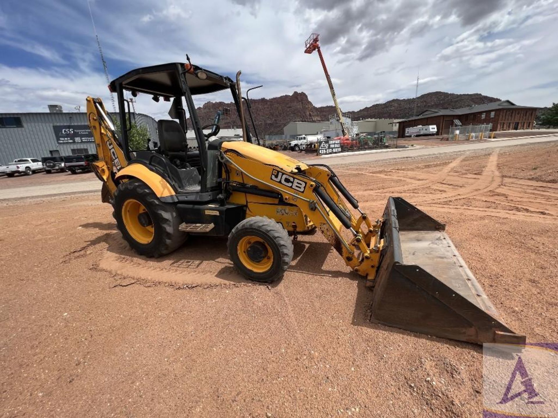 JCB MIDI CX-4 Backhoe - Image 6 of 24