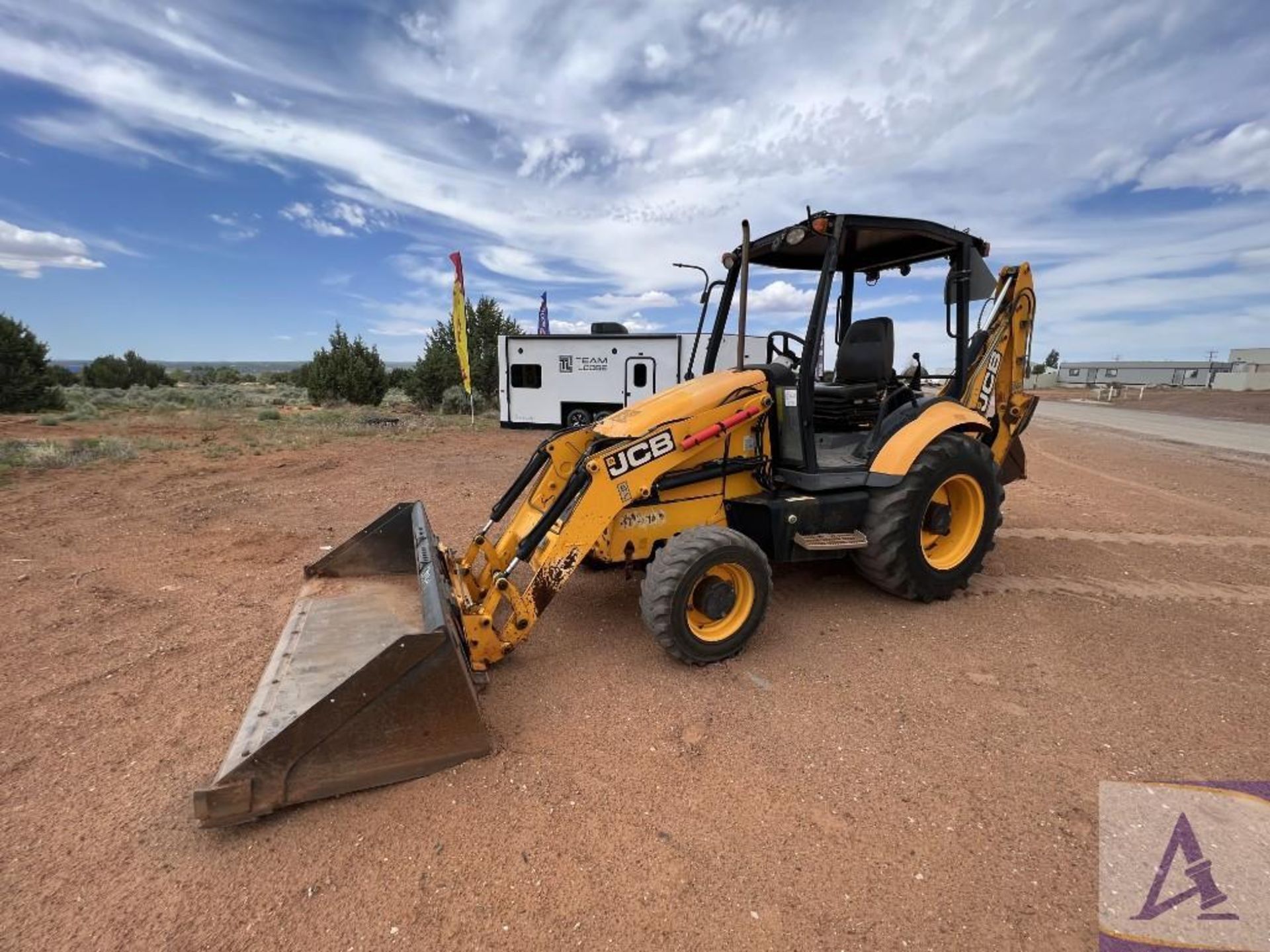 JCB MIDI CX-4 Backhoe