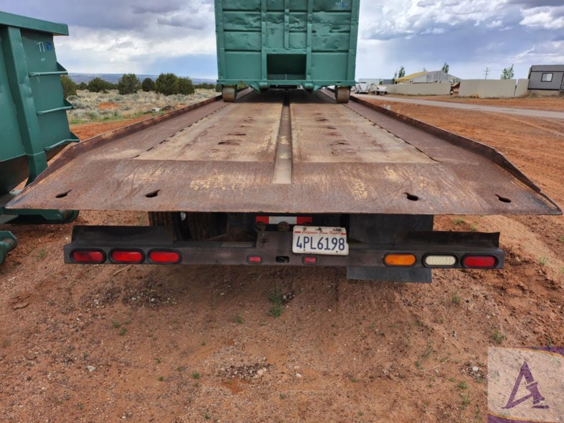 Hydraulic Container Trailer - Image 21 of 32