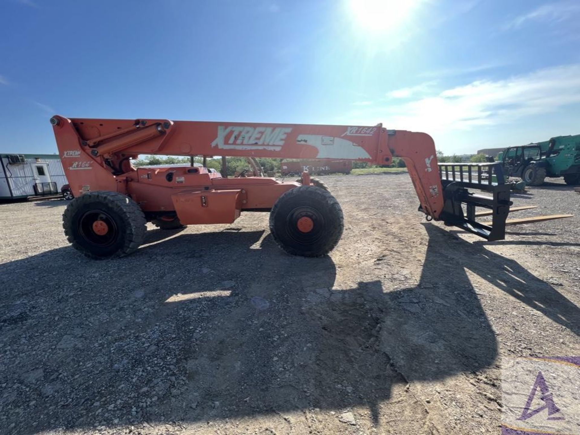 Extreme XR 1642 Telehandler, 16,000# Capacity, 42' Lift Height, OROPS - Image 14 of 50