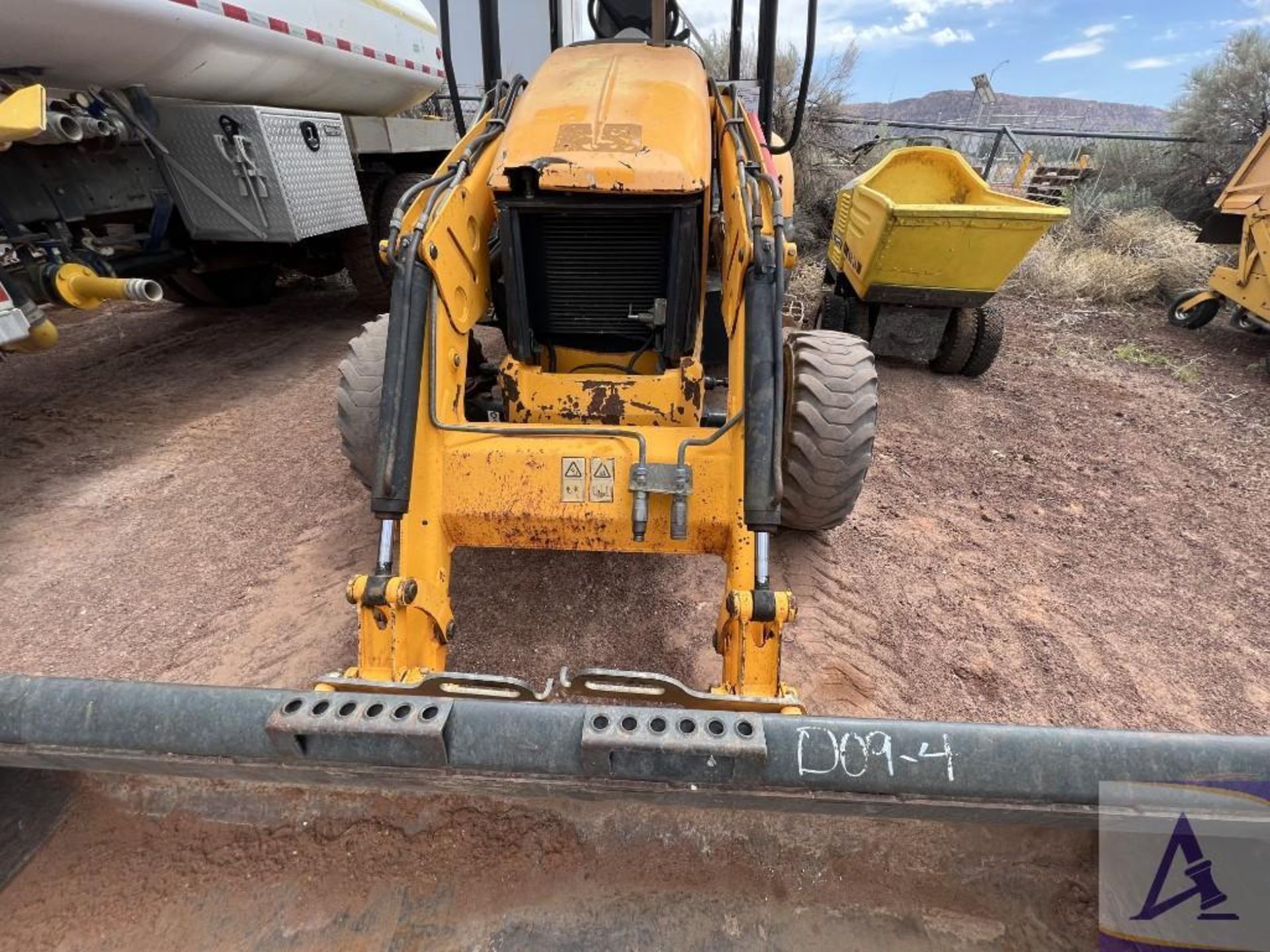 JCB MIDI CX-4 Backhoe - Image 18 of 24