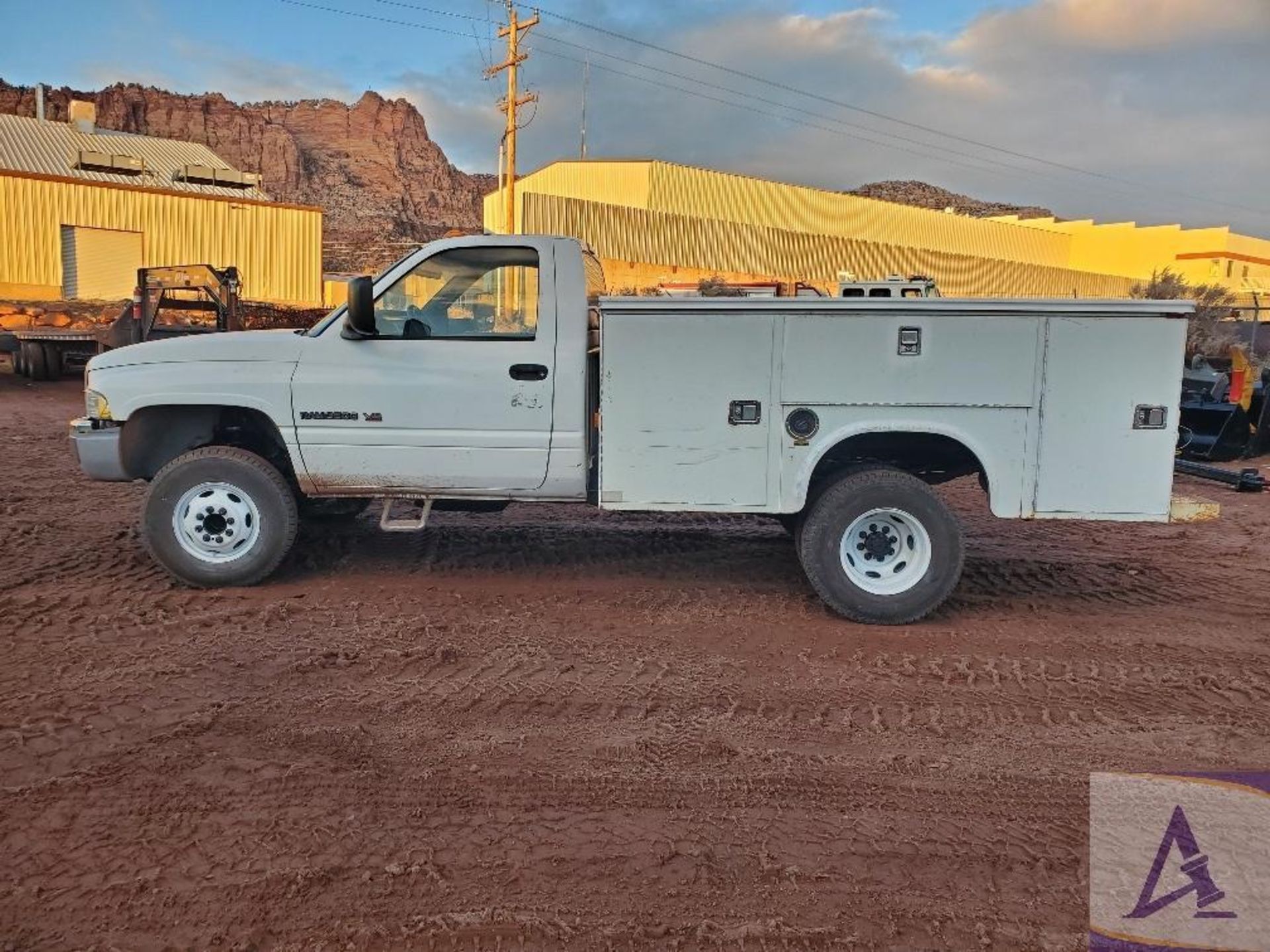 2001 Dodge Ram 3500 Mechanics Truck - Image 2 of 44