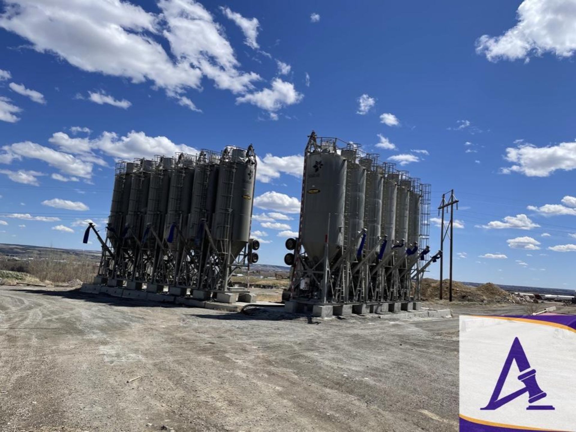 (1) FAST-WAY 1,175 Cu Ft Portable Cement Silo - Image 2 of 2