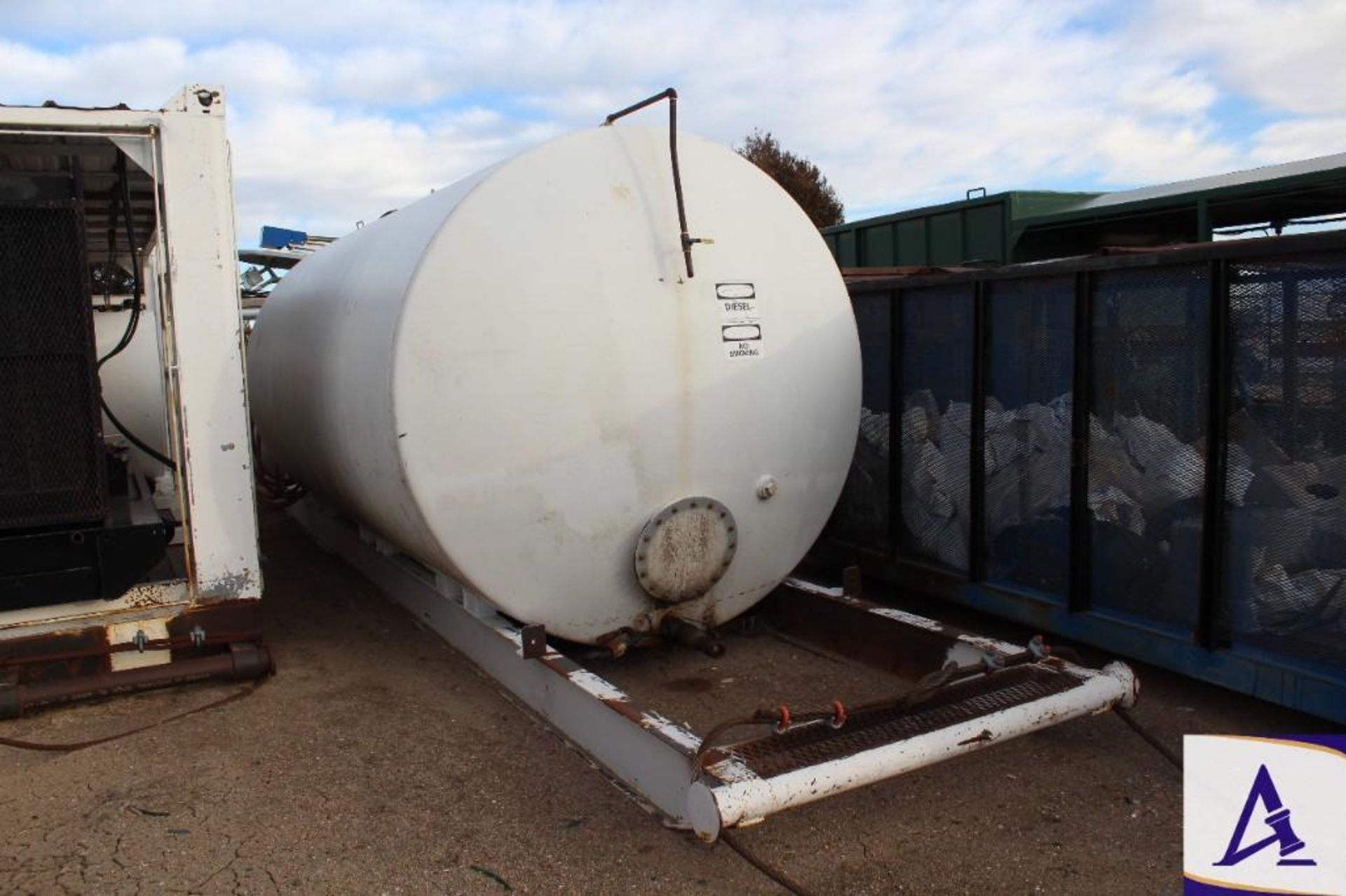 6500-Gallon Fuel Tank, Skidded