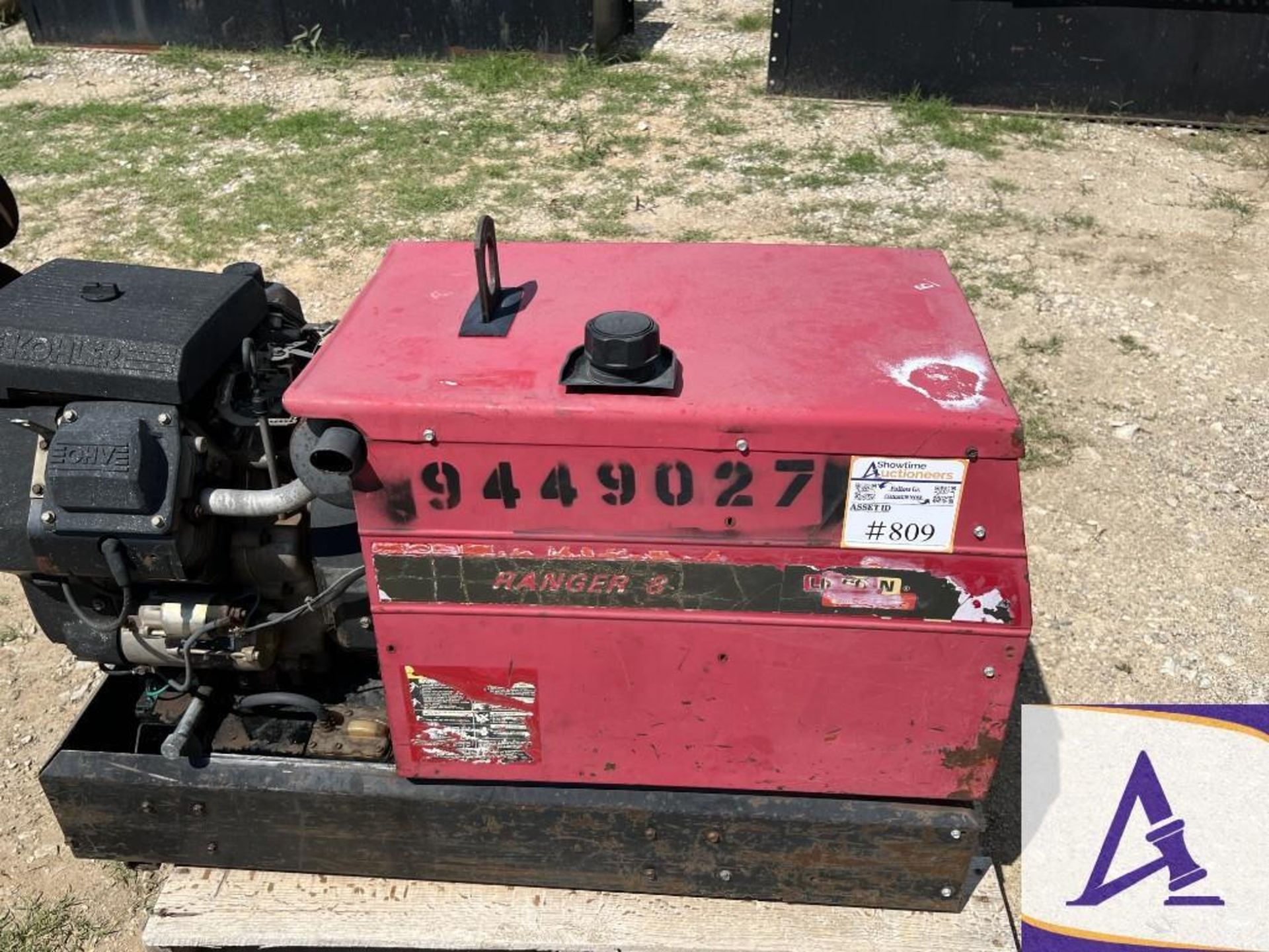 Lincoln Electric Ranger 8 AC/DC Welding Machine - Image 10 of 10