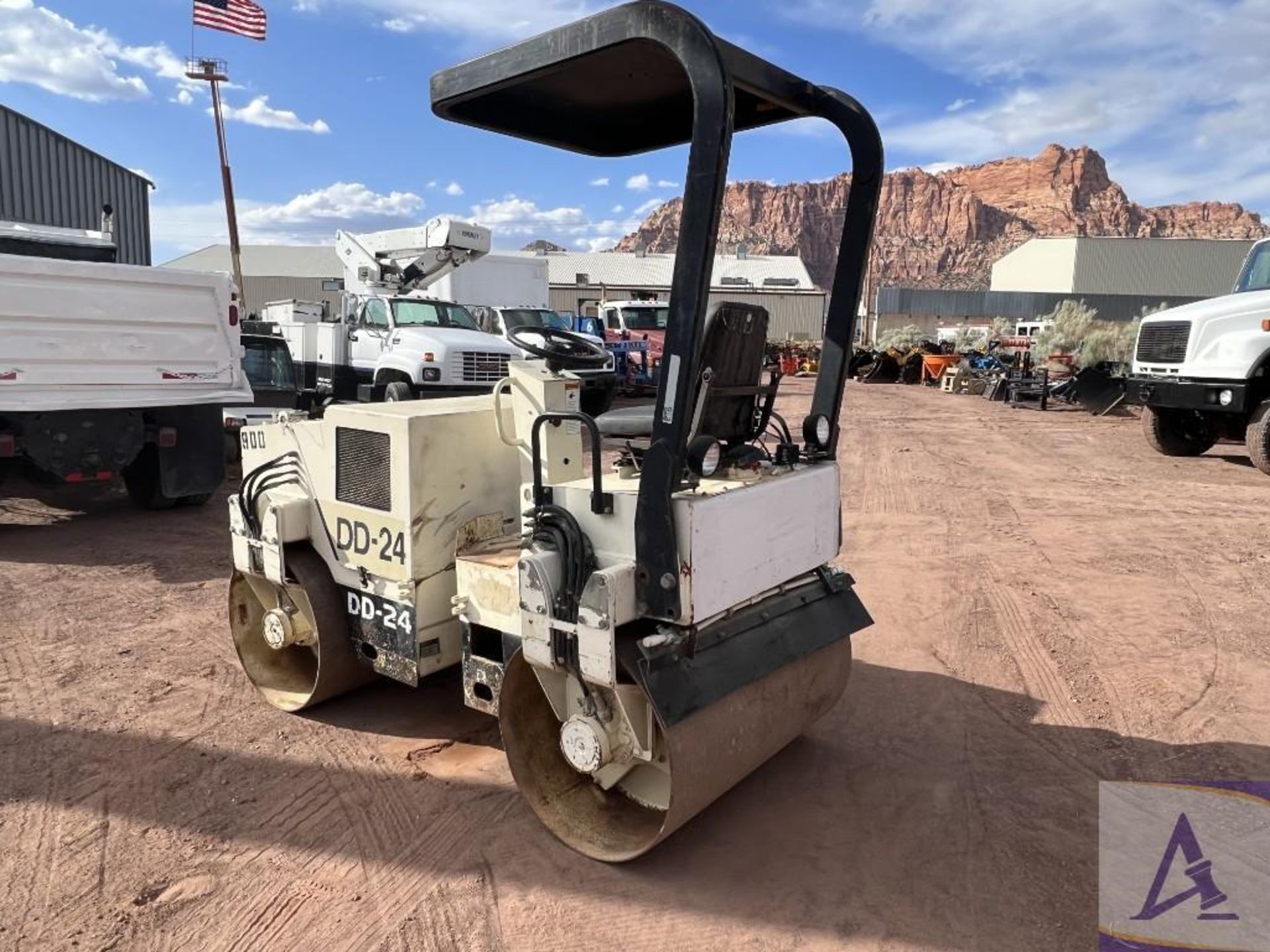 Ingersoll Rand DD-24 Roller Compactor - Image 5 of 32