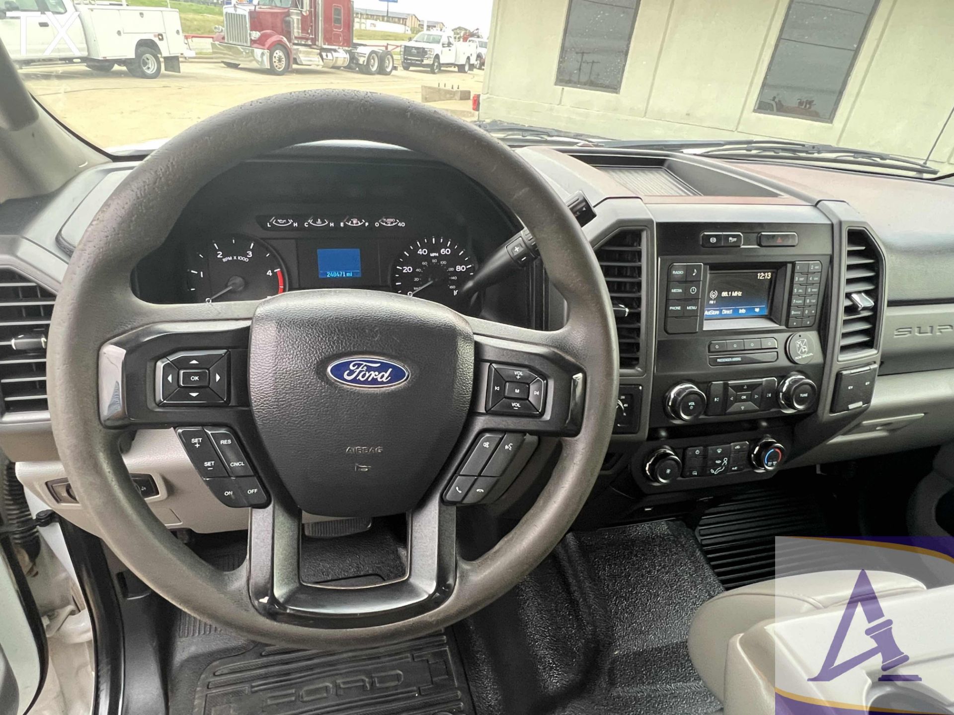 2019 Ford F550 4x4 Crew Cab Fuel Truck, Ingersoll-Rand Air Compressor, Toolboxes! - Image 14 of 20