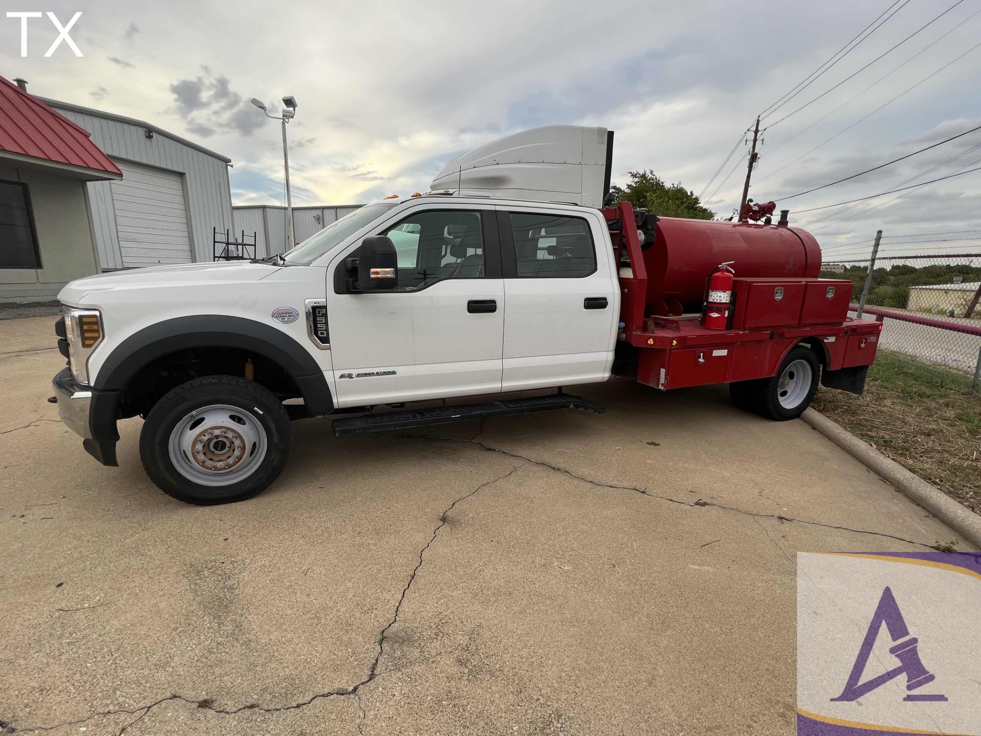 2019 Ford F550 4x4 Crew Cab Fuel Truck, Ingersoll-Rand Air Compressor, Toolboxes!
