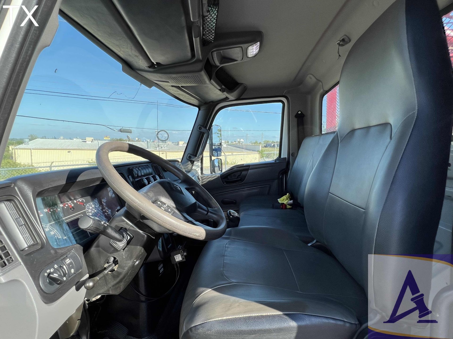 2019 International MV607 Roustabout Truck, Cummins B6.7L Diesel Engine, Eaton Fuller 6-Spd Trans, Ch - Image 22 of 25