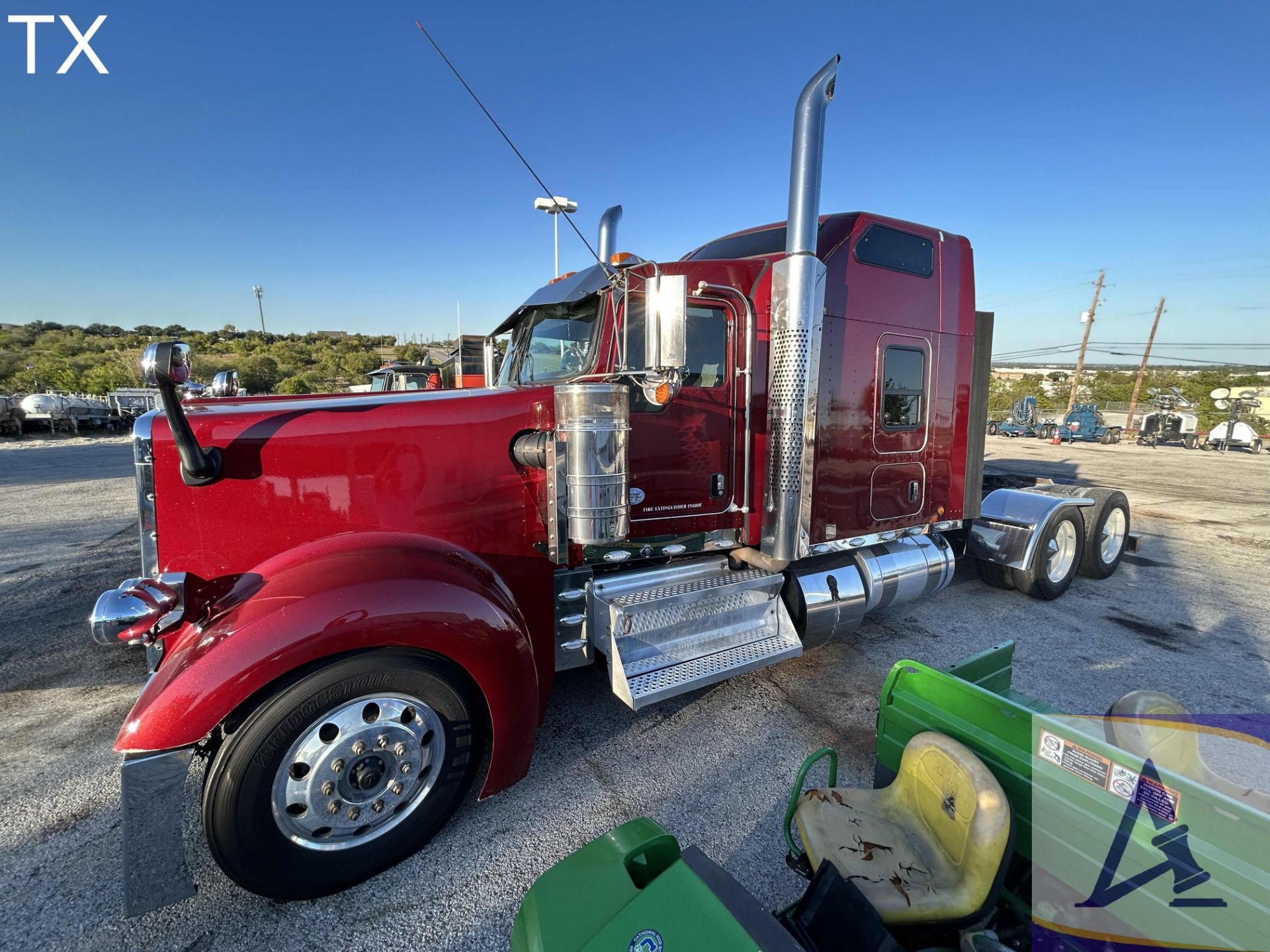 2016 Kenworth W900 Truck Tractor with Sleeper,Wet Kit - Image 2 of 25