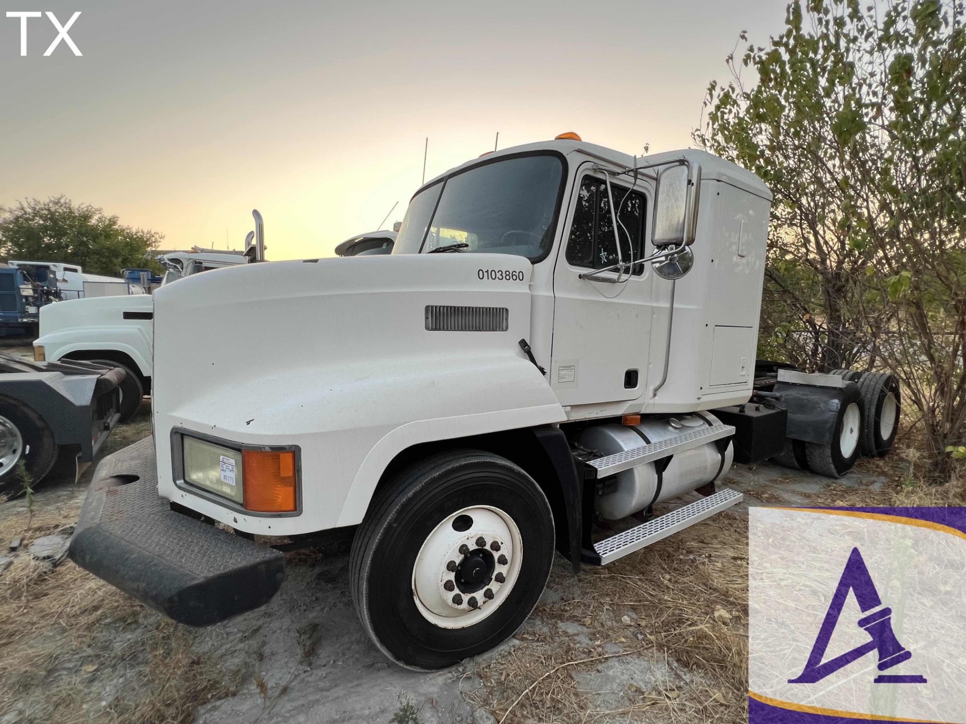 1998 Mack CH613 Truck Tractor