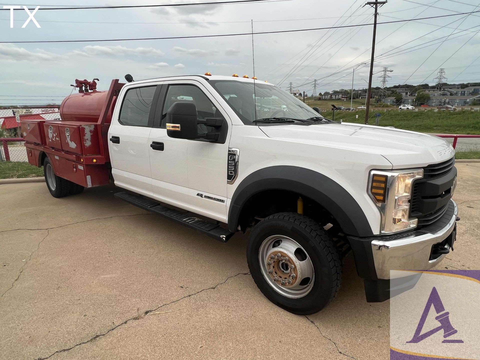 2019 Ford F550 4x4 Crew Cab Fuel Truck, Ingersoll-Rand Air Compressor, Toolboxes! - Image 2 of 20