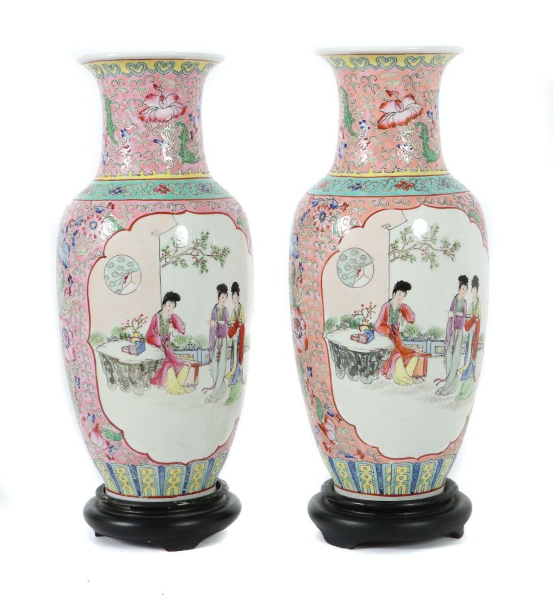 Paar "Famille Rose"-Vasen China, 20. - Image 2 of 4