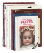 9 Fachbücher Thema: Puppen, Gisela