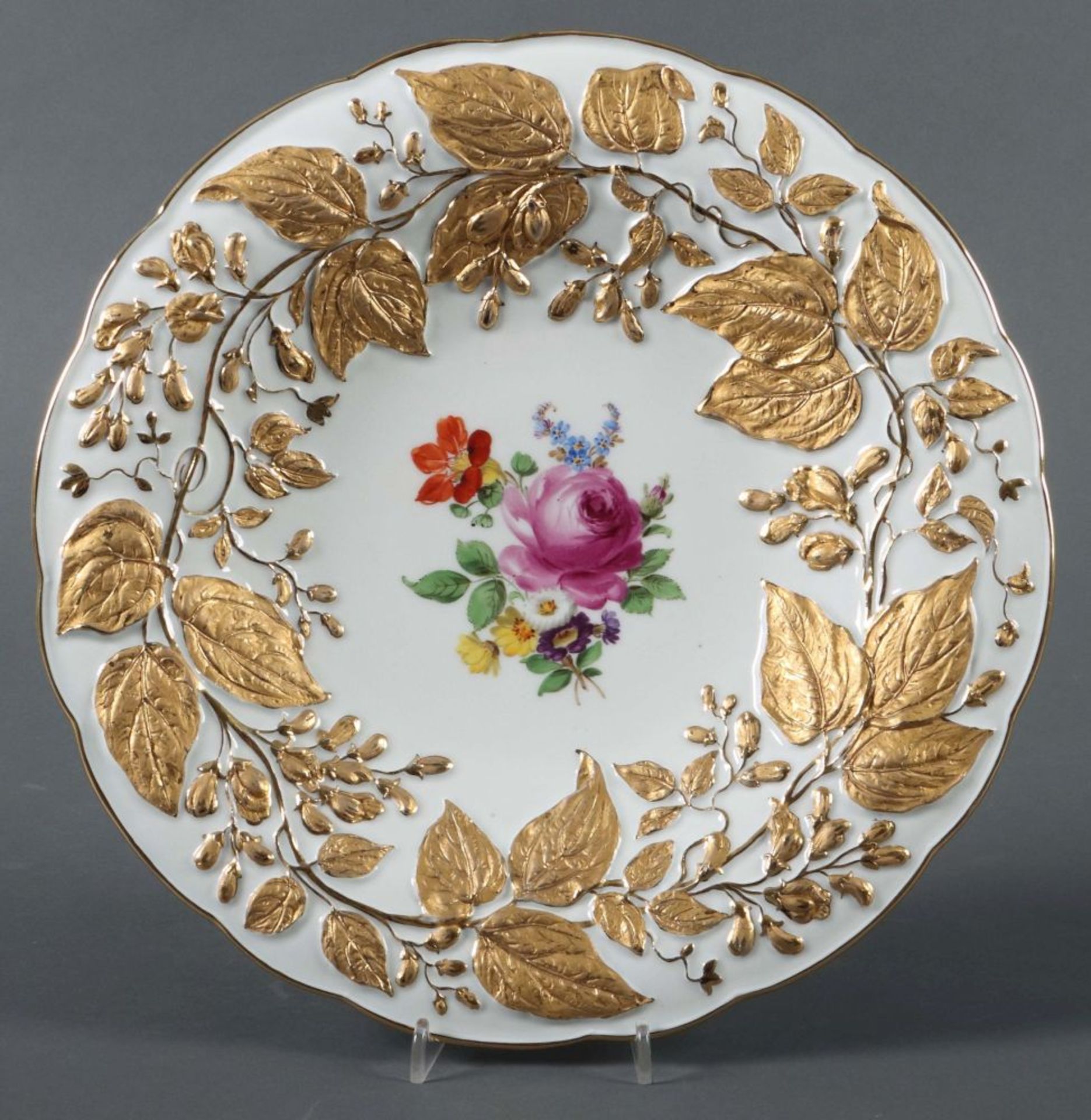 Prunkteller mit Blumendekor Meissen,