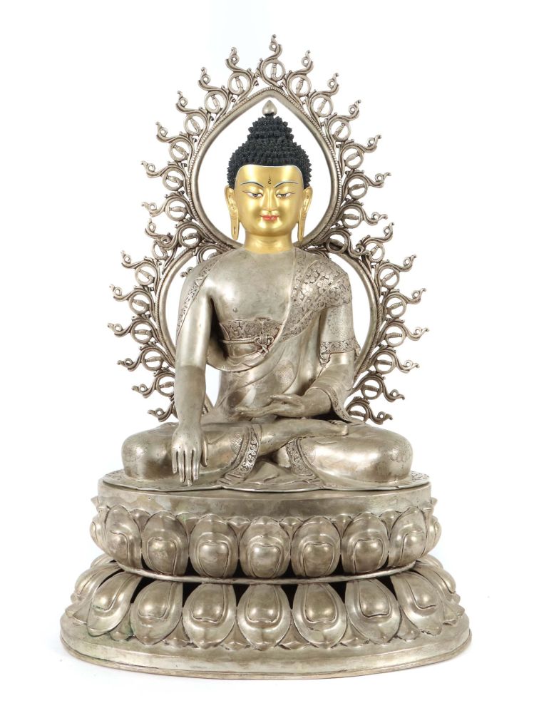 Großer sitzender Buddha Shakyamuni