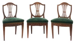 Drei Louis XVI-Stühle um 1800,