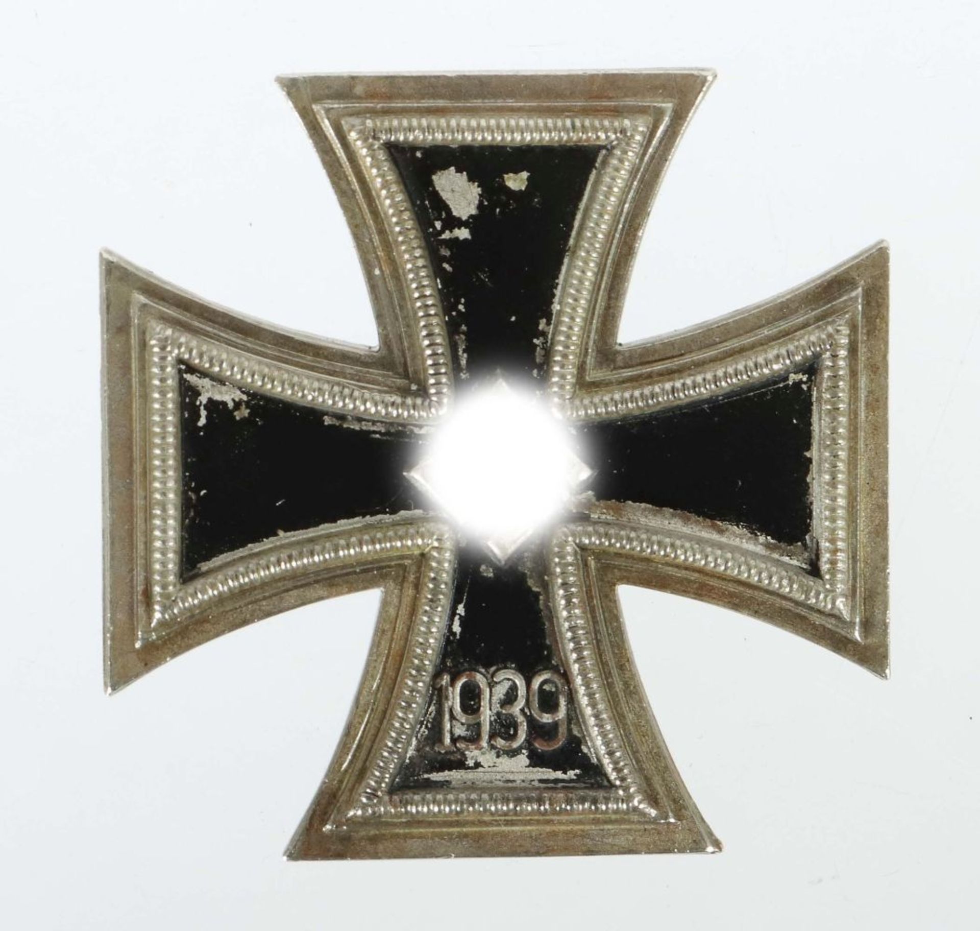 Eisernes Kreuz 1939, 1. Klasse an