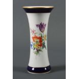 Trompetenvase mit Blumendekor Meissen,