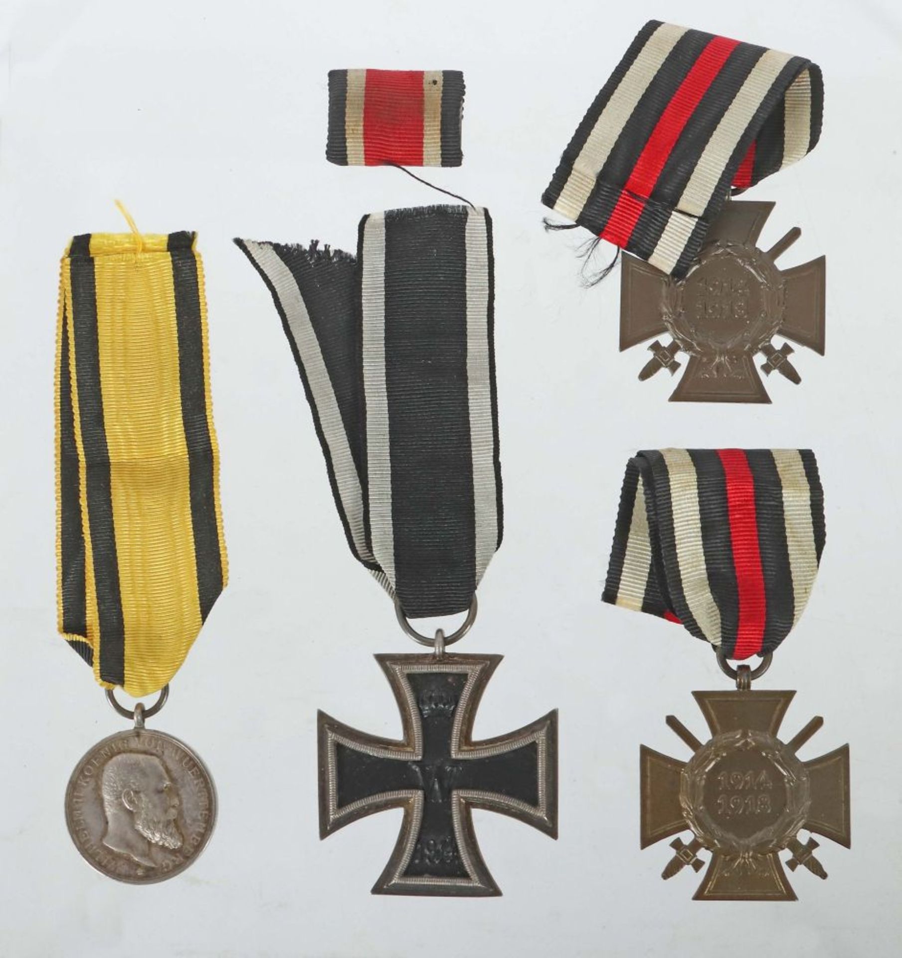 4 Orden 1. WK, 1x Eisernes Kreuz 2.