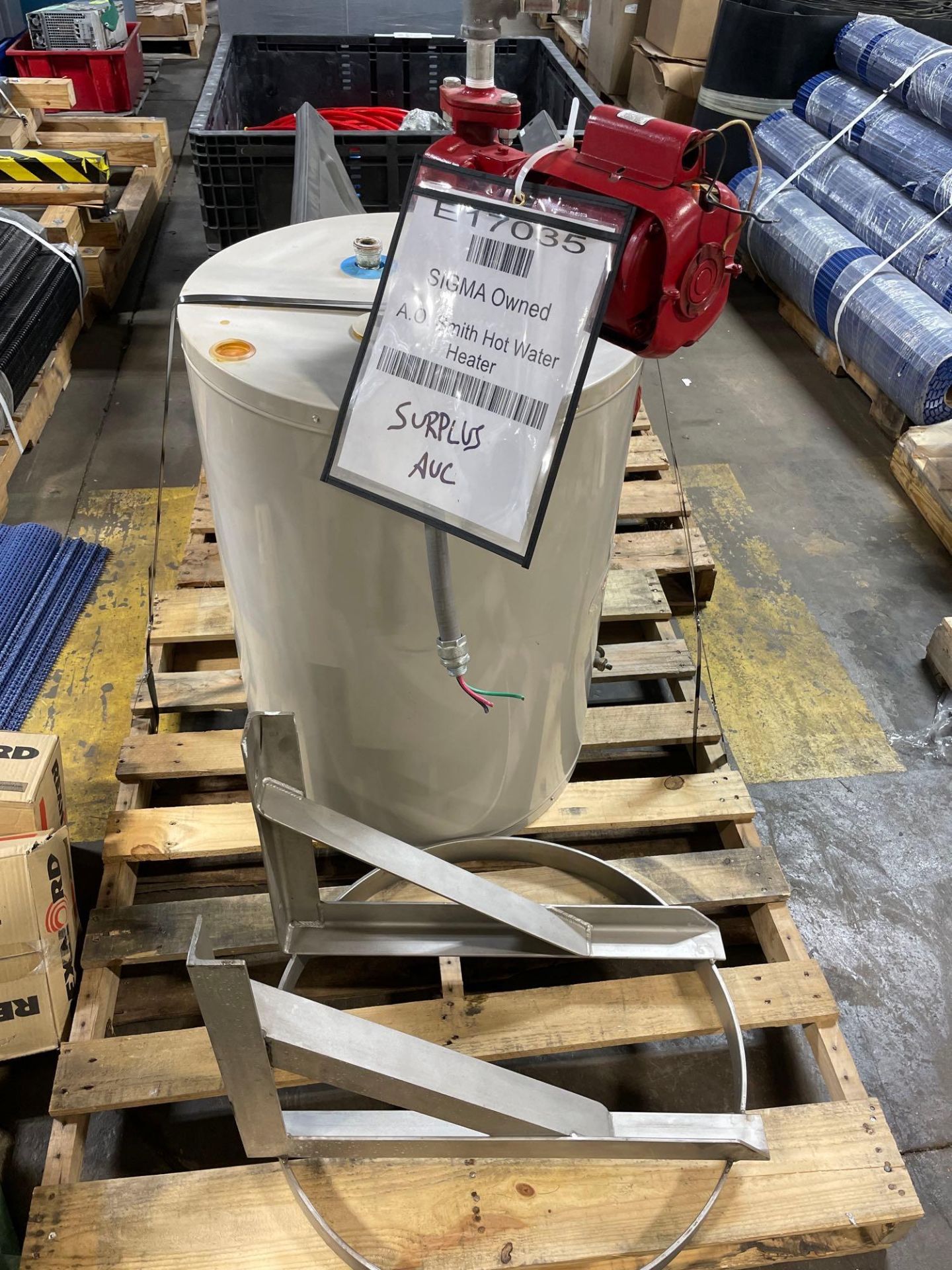 A.O. Smith Promax Water Heater  30 Gallons - Image 2 of 6