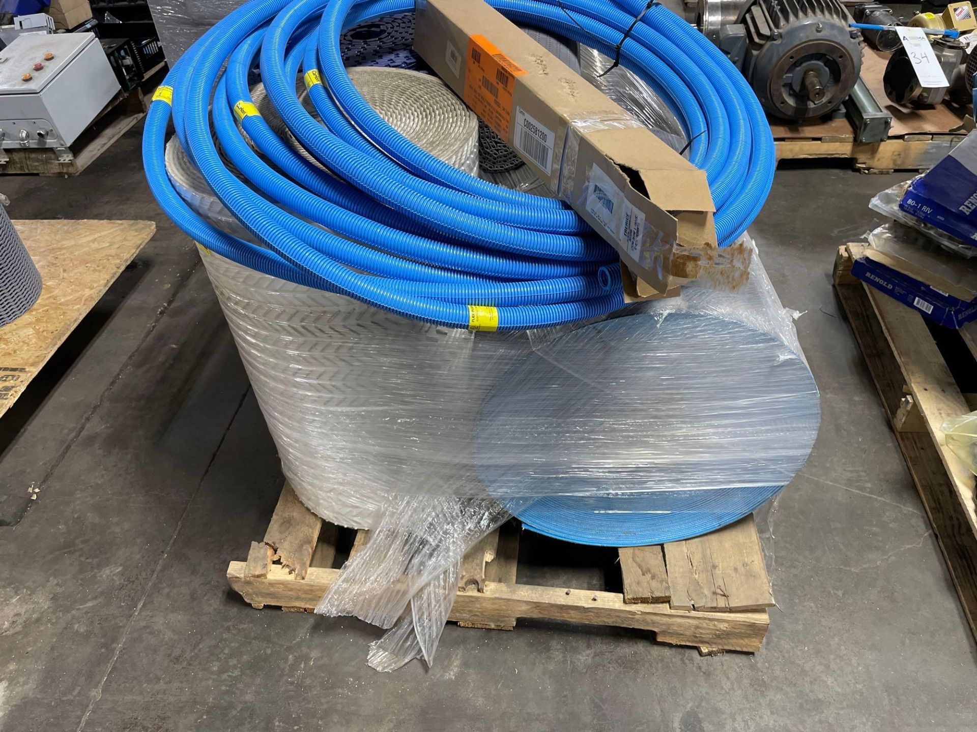 Pallet of Conveyor and Hoses - Image 2 of 12