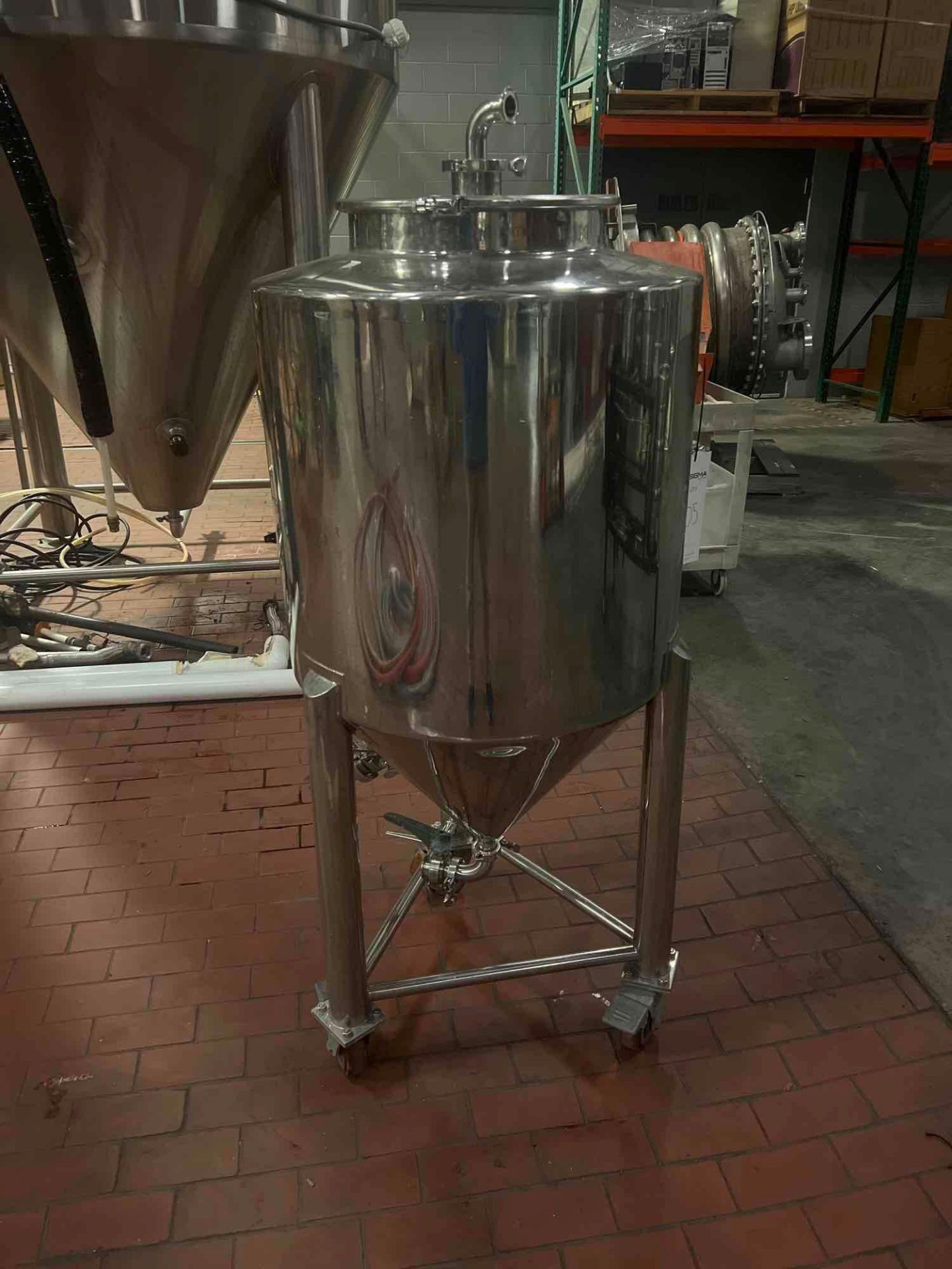 stainless steel tank - Image 2 of 6