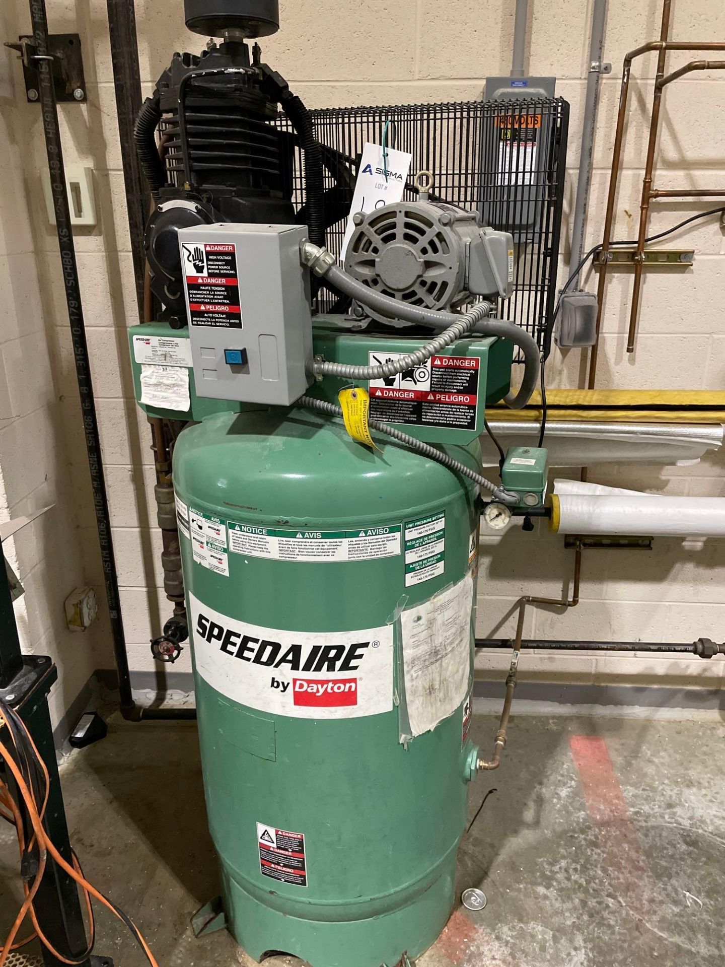 SpeedAire by Dayton Air Compressor